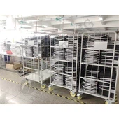 वेयरहाउस रोल कंटेनर गाड़ियां